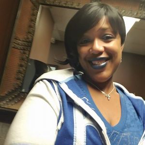 Meet your Posher, Alisa